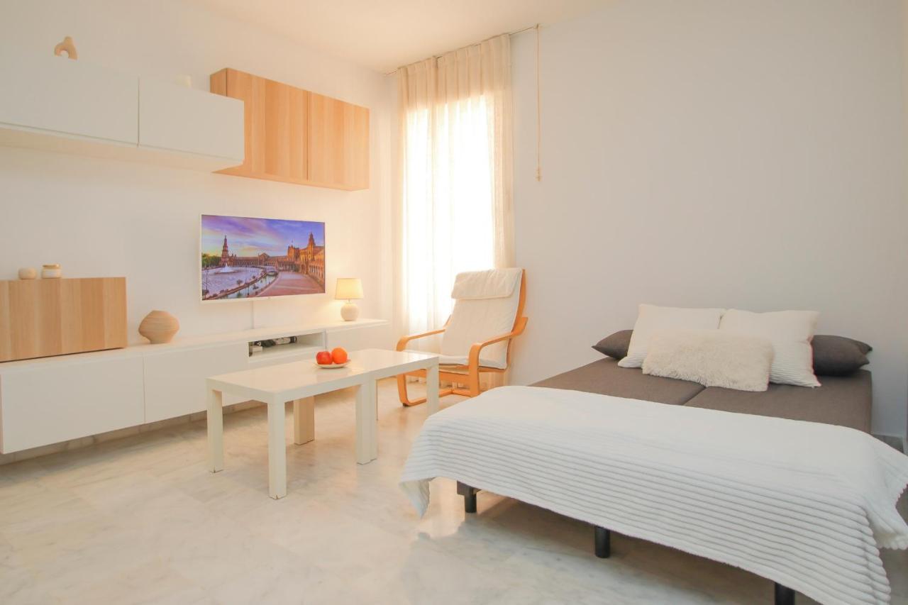 סביליה Modern Apt - Luxe Queen Bed - Walk To Isla Magica מראה חיצוני תמונה